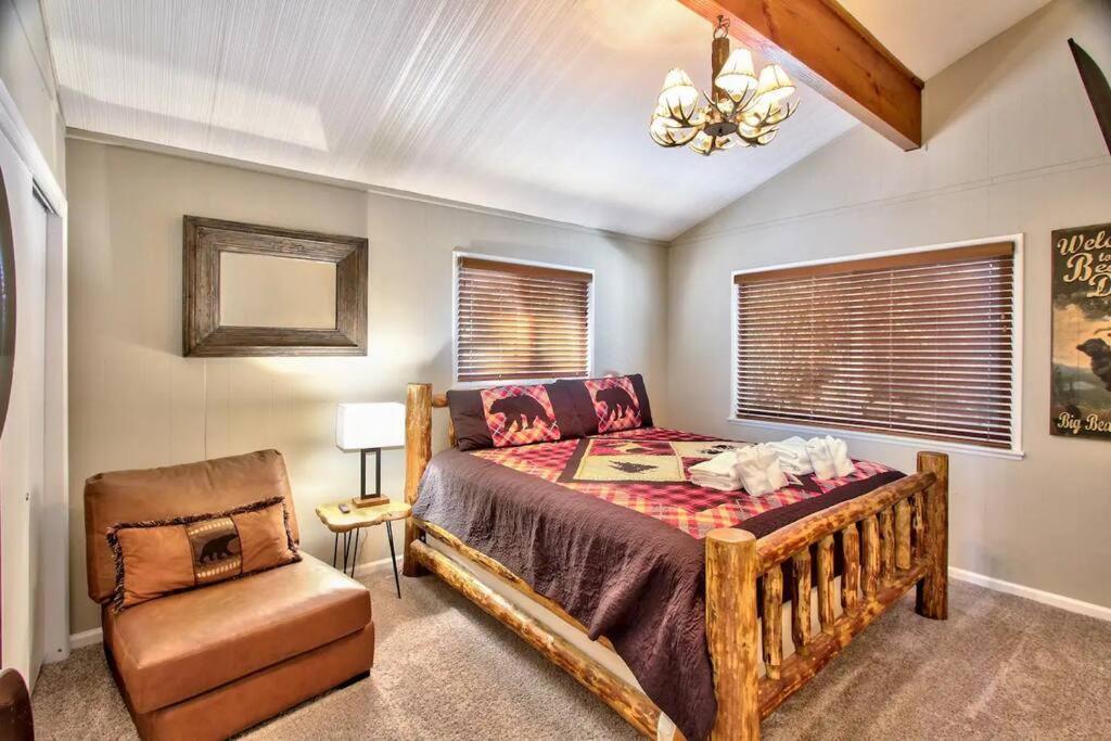 Вилла Chalet Monterey W/Hot Tub - Big Decks/Bbq Биг Бэар Лейк Экстерьер фото